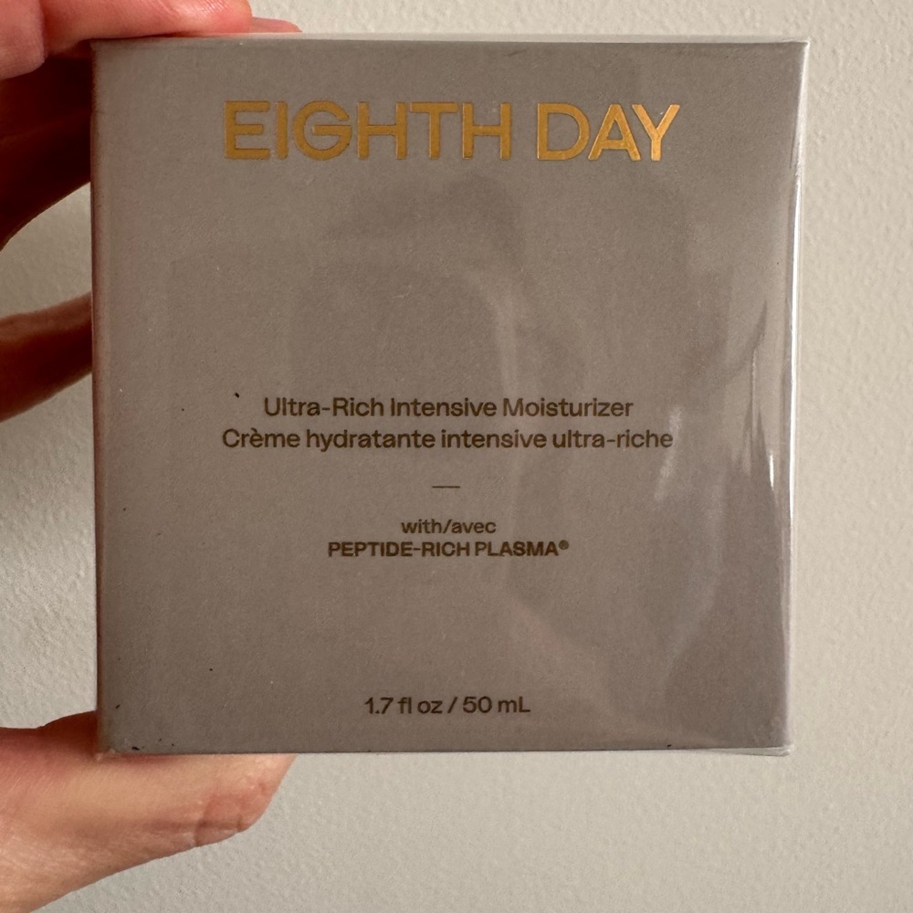 Ultra-Rich Intensive Moisturizer - Gray